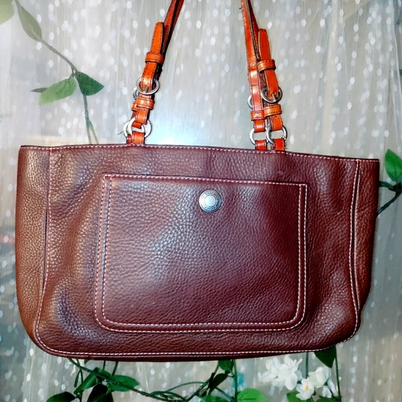 Coach pebbled leather - Picture 1 of 3